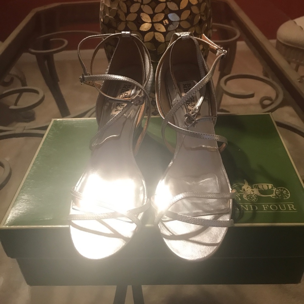 The best silver wedges ever